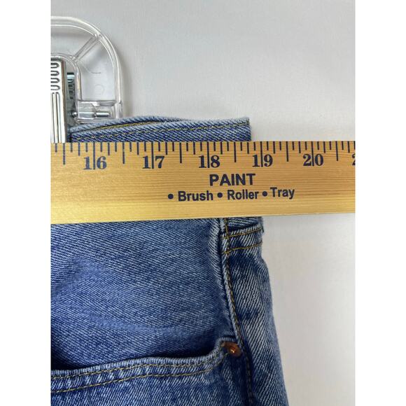 Levi's 501 Men's Size 38x30 Blue Stonewashed Button Fly Denim Jeans - Picture 4 of 7